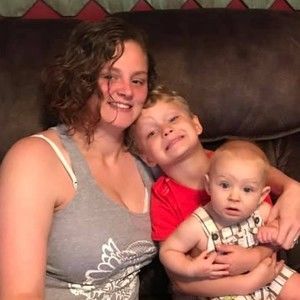 Meet your Posher, Carla